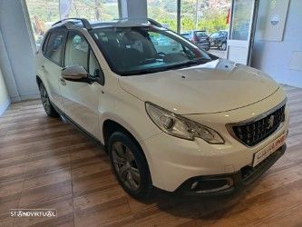 Peugeot 2008 1.2 PureTech Style - 6
