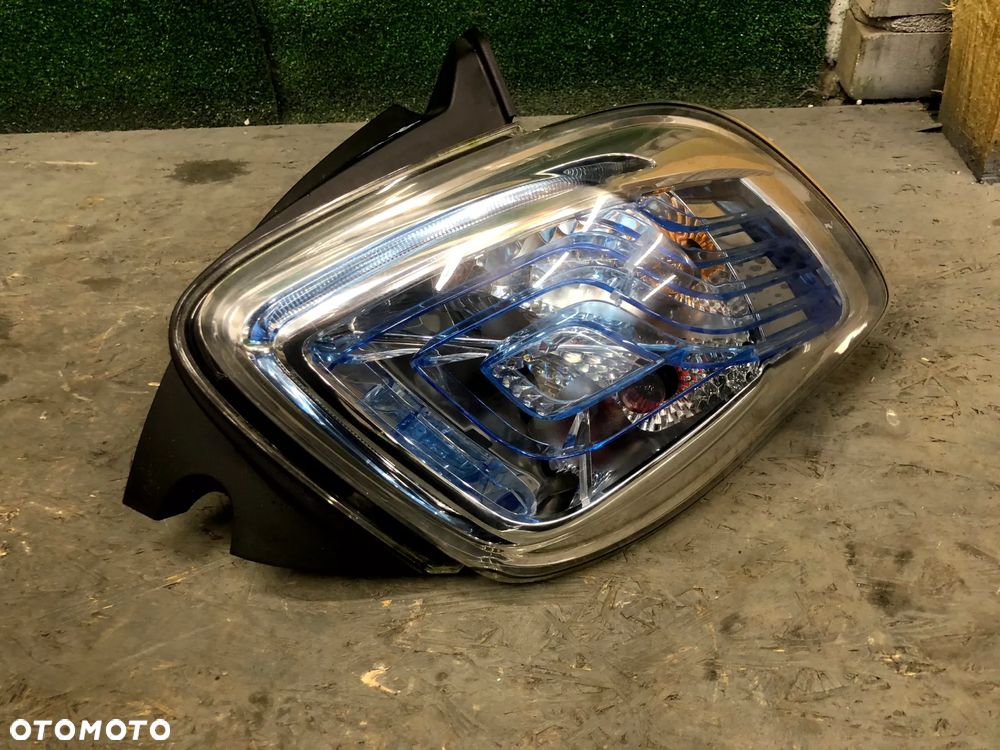 RENAULT ZOE 12-19 LAMPA PRAWY TYŁ PRAWA TYLNA 265504492R