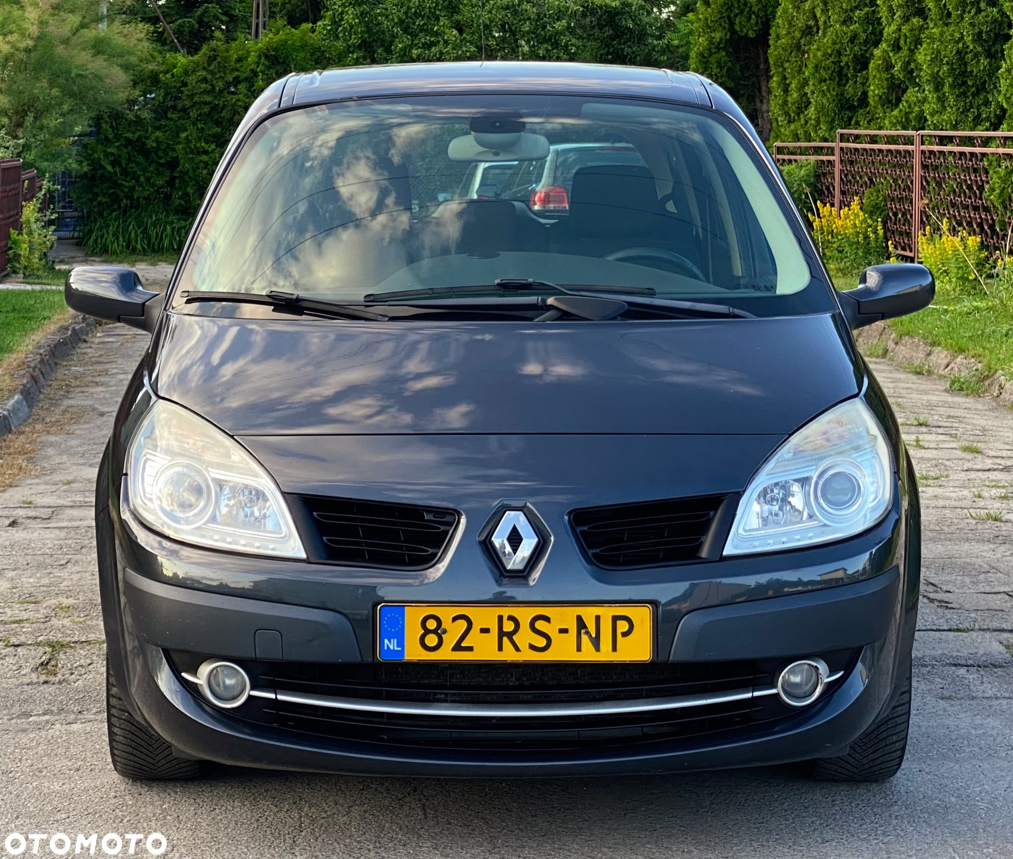 Renault Scenic 1.6 16V Dynamique - 2