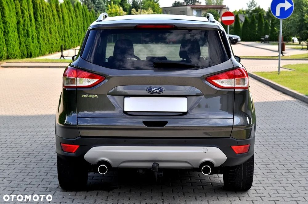 Ford Kuga 2.0 TDCi FWD Titanium - 12