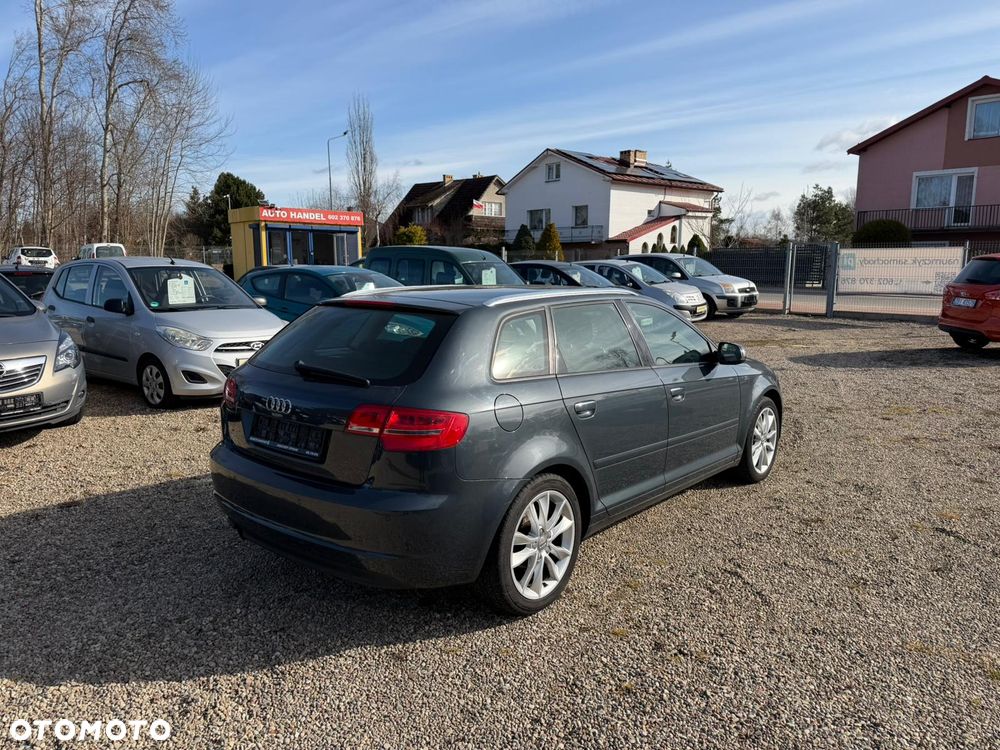 Audi A3 Sportback 2.0 TDI Ambiente - 6