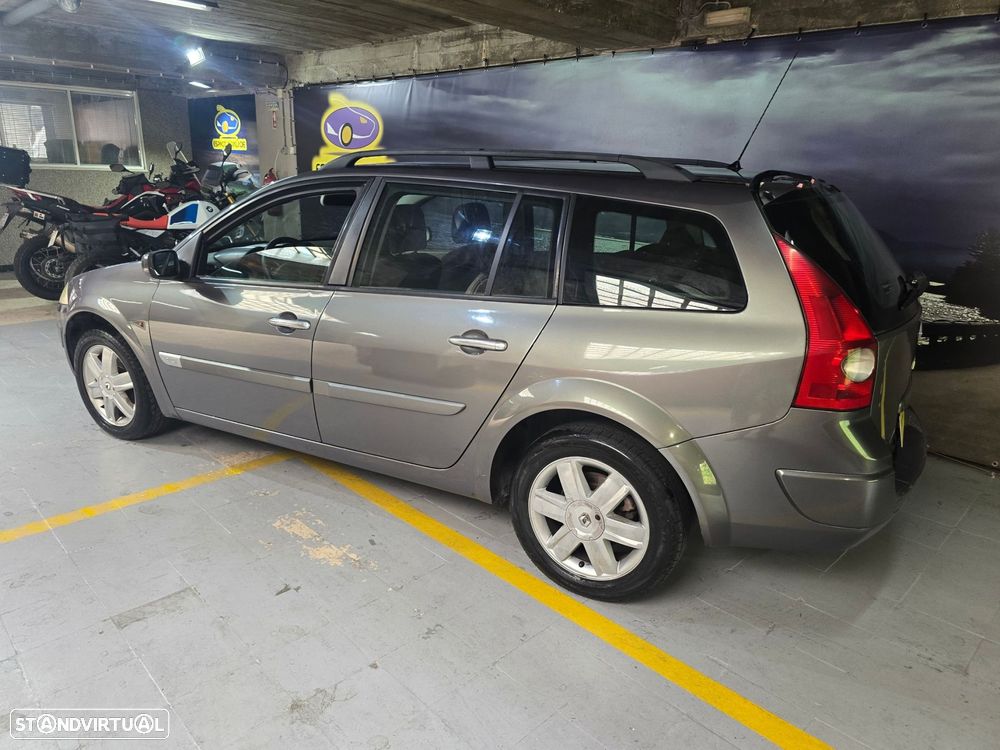 Renault Mégane Break 1.5 dCi C Authentique - 4