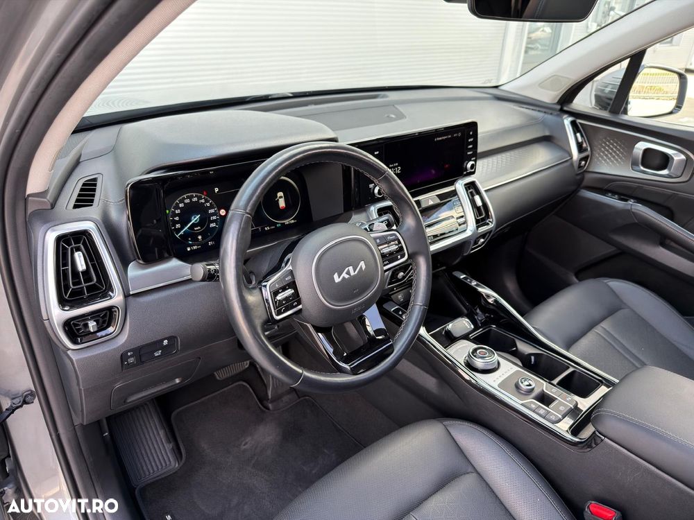 Kia Sorento 1.6 T-GDI HEV 6AT 4x2 7P Premium - 11