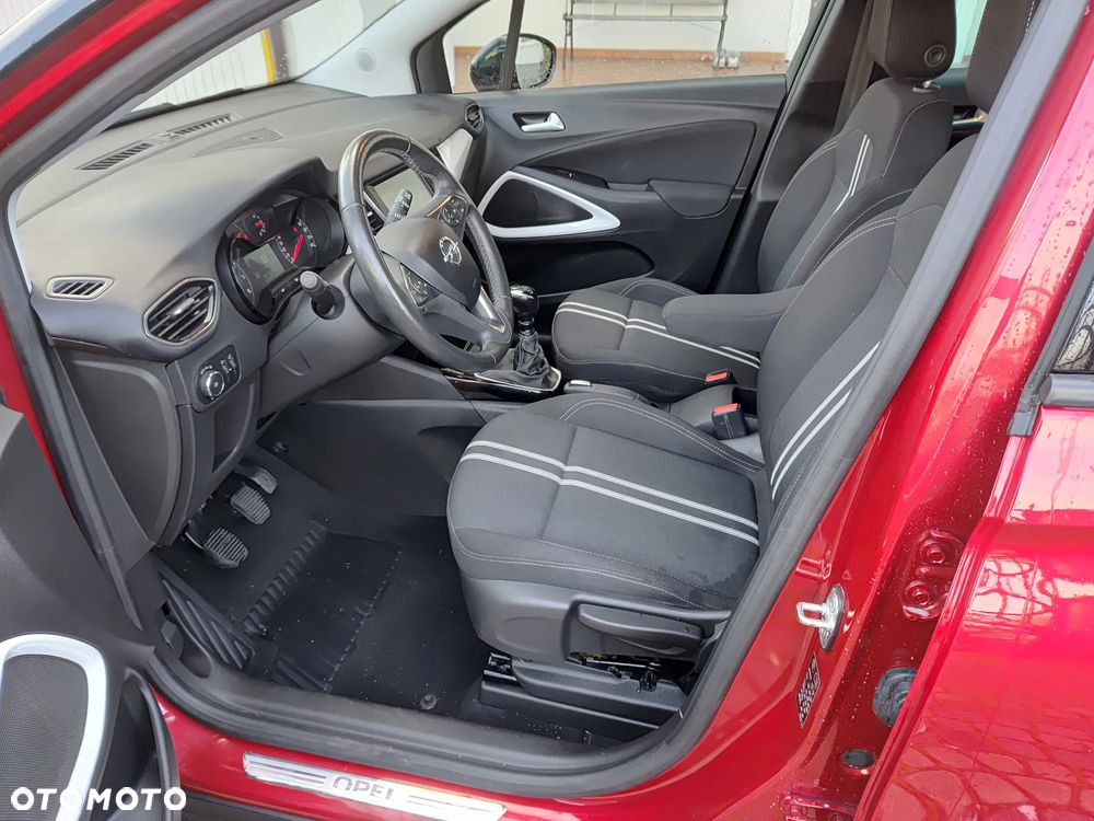 Opel Crossland X - 12