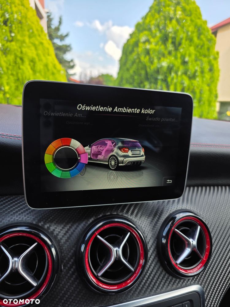 Mercedes-Benz Klasa A AMG 45 4Matic AMG Speedshift 7G-DCT - 19