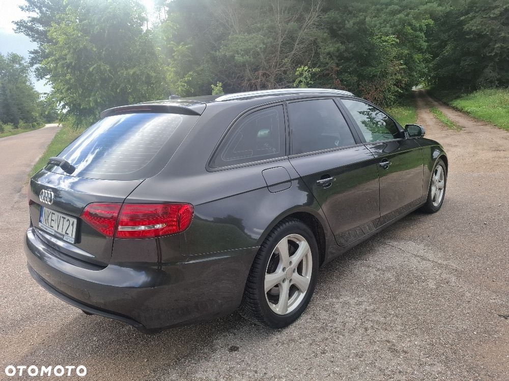 Audi A4 Avant - 6