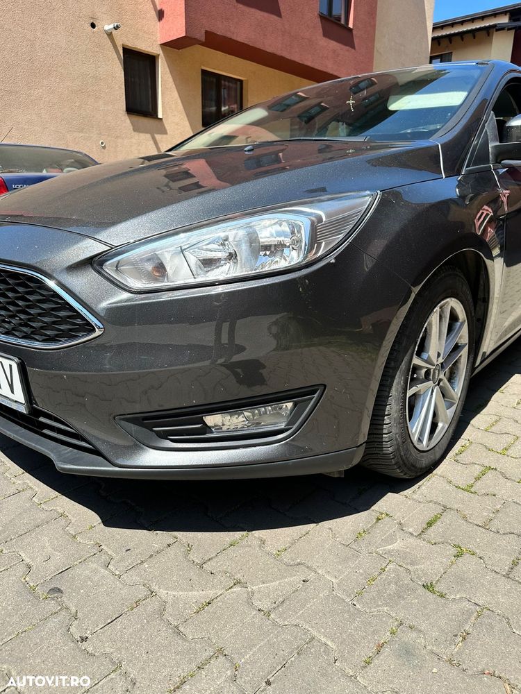 Ford Focus 1.0 EcoBoost Start Stop Titanium - 8