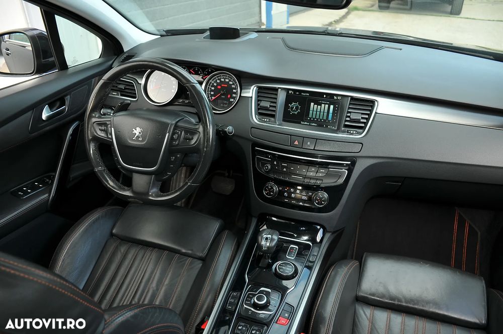 Peugeot 508 RXH Hybrid4 - 14