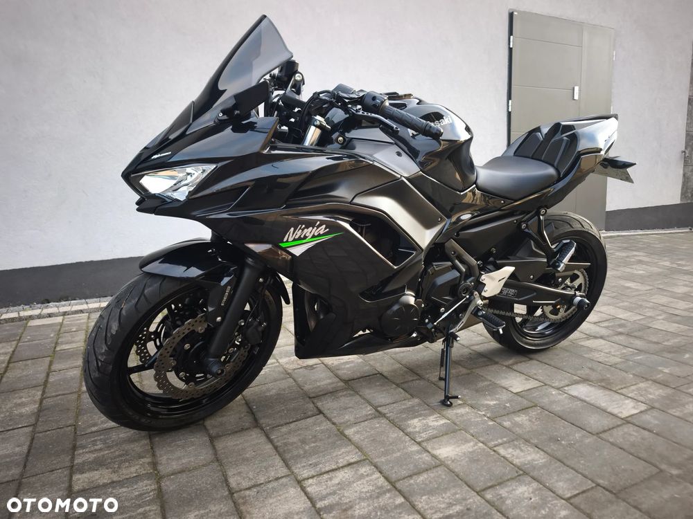 Kawasaki Ninja - 23