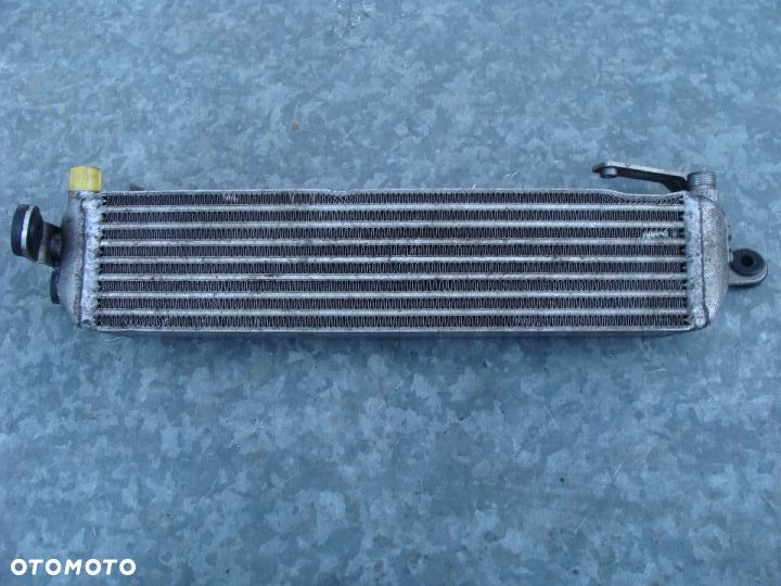 Audi R8 Chłodnica oleju automatycznej skrzyni biegów - 1