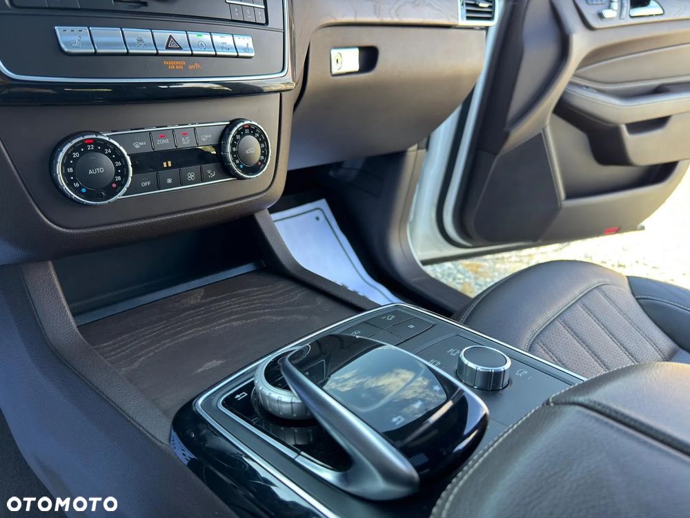 Mercedes-Benz GLS 450 4Matic 9G-TRONIC - 35