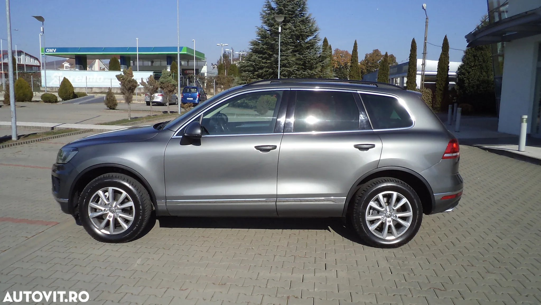 Volkswagen Touareg 3.0 V6 TDI BMT - 3