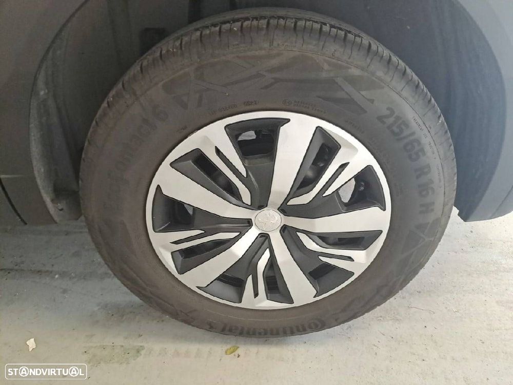 Peugeot 2008 1.2 PureTech Active Pack - 11