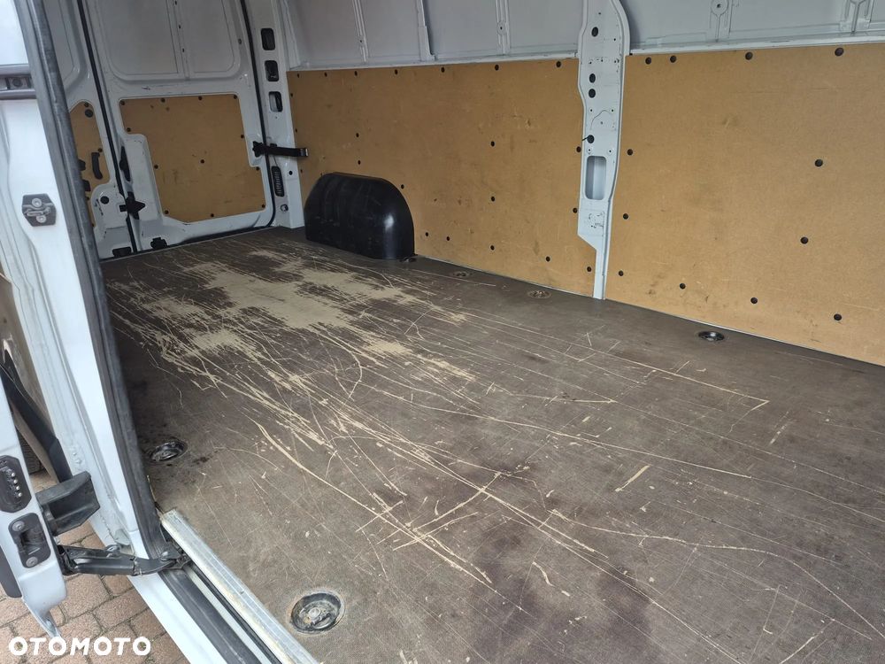 Opel Movano - 22