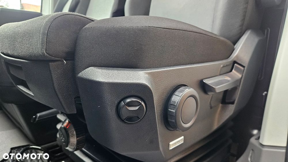 Volkswagen CRAFTER - 18