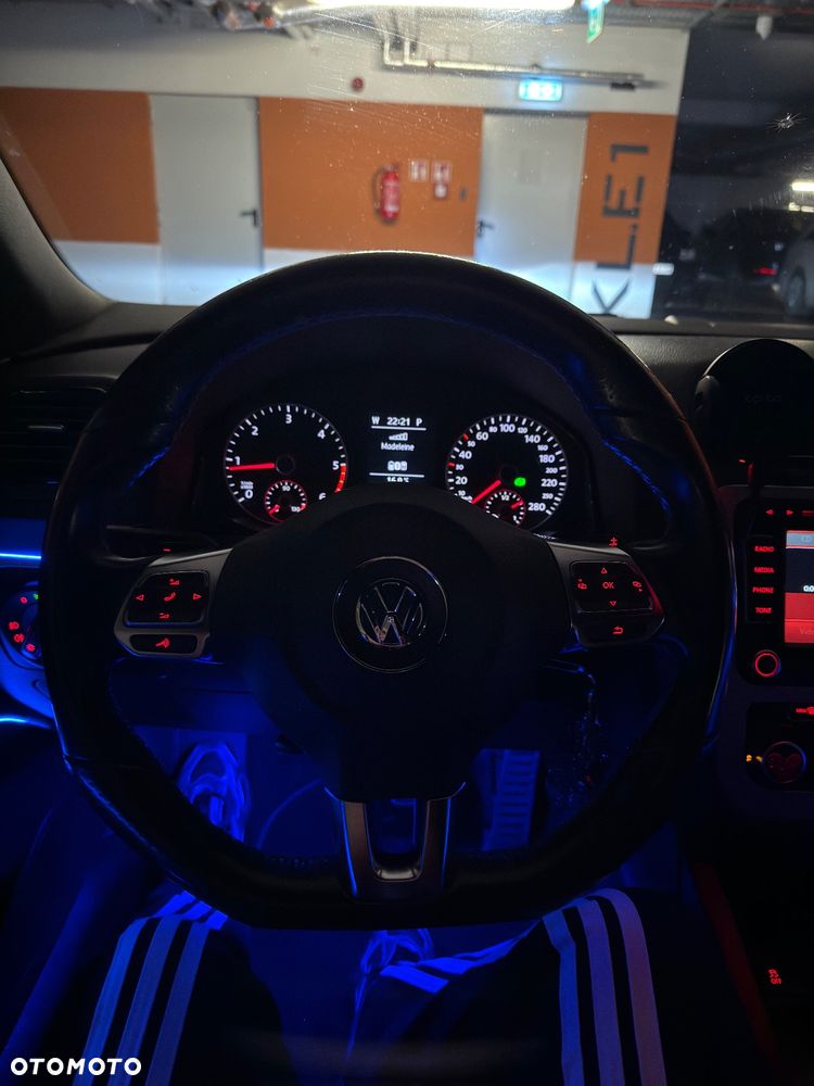 Volkswagen Scirocco 2.0 TDI DSG - 13