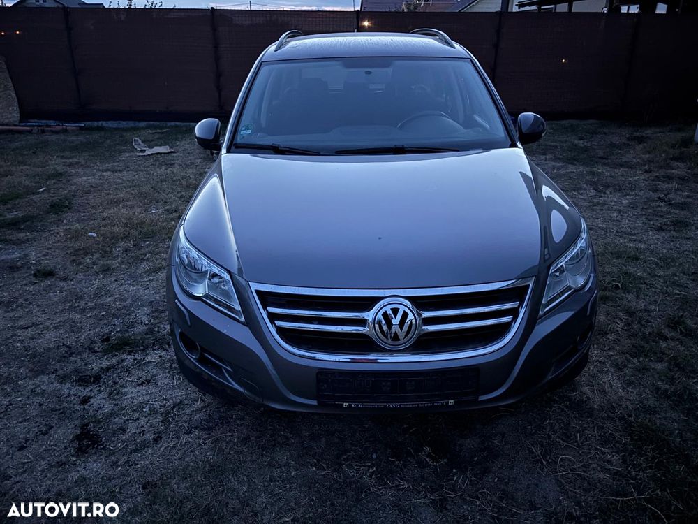 Volkswagen Tiguan - 2