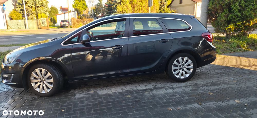 Opel Astra 1.7 CDTI DPF Exklusiv - 6