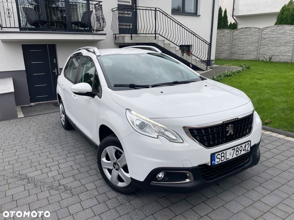 Peugeot 2008 1.2 Pure Tech Style - 2
