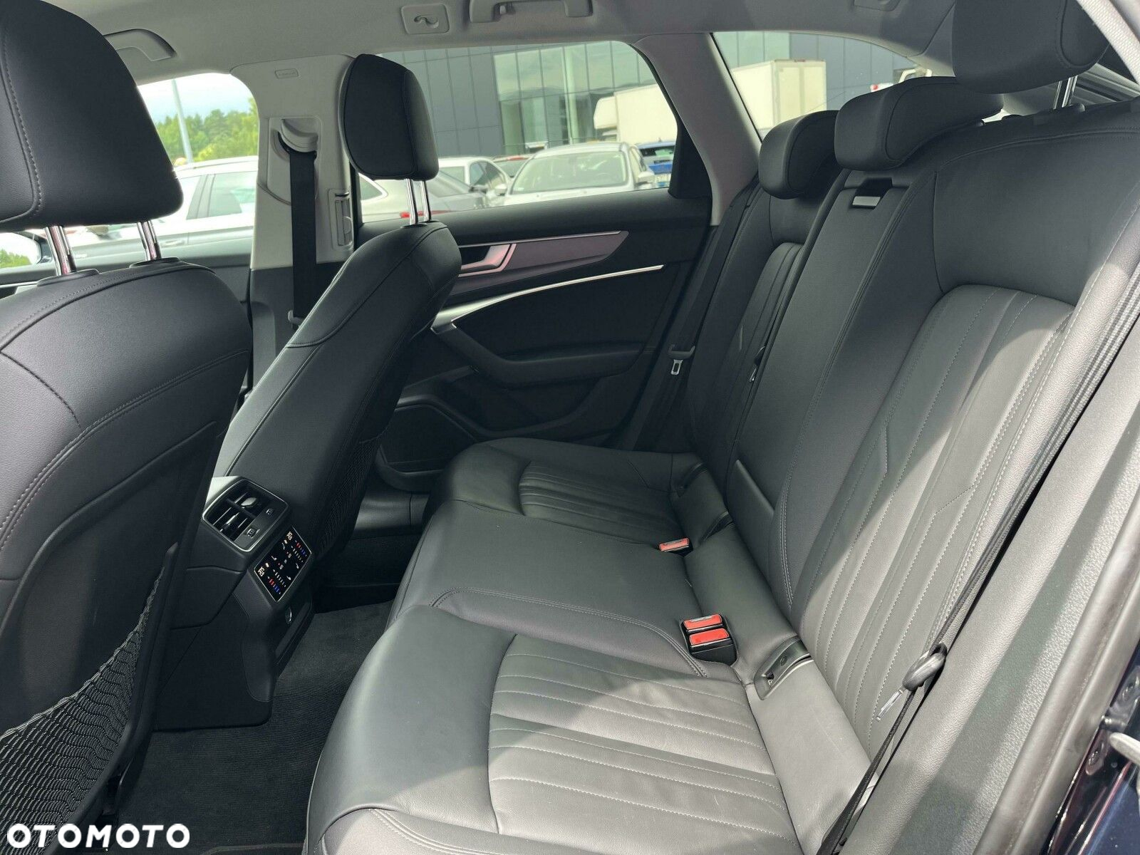Audi A6 Allroad - 16