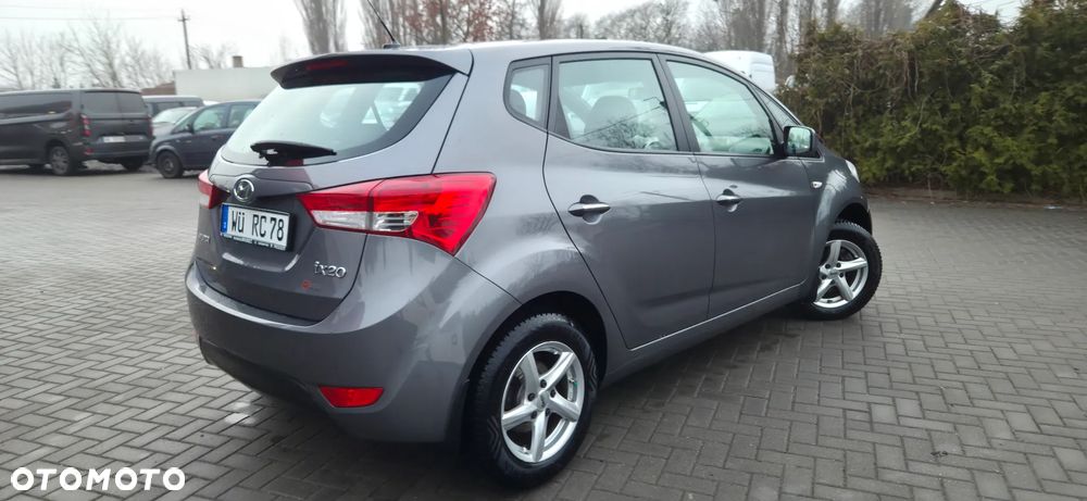 Hyundai ix20 1.4 blue Passion - 15