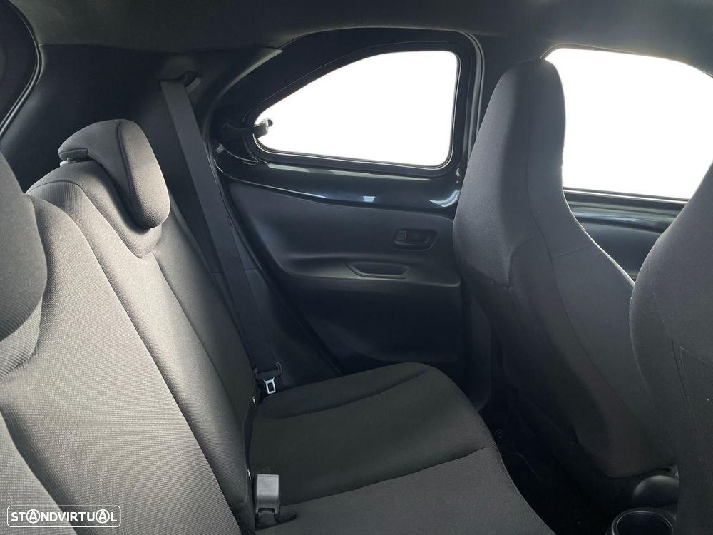 Toyota Aygo X 1.0 Play - 7