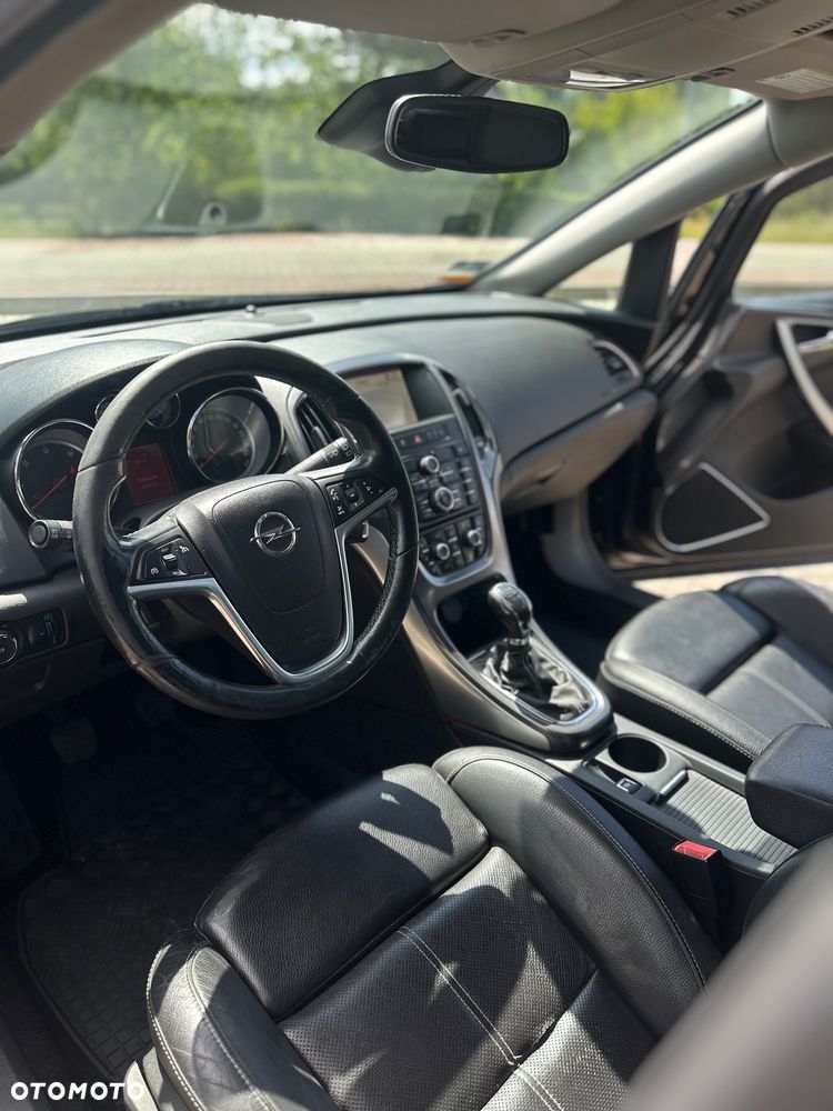 Opel Astra 1.7 CDTI Cosmo - 8