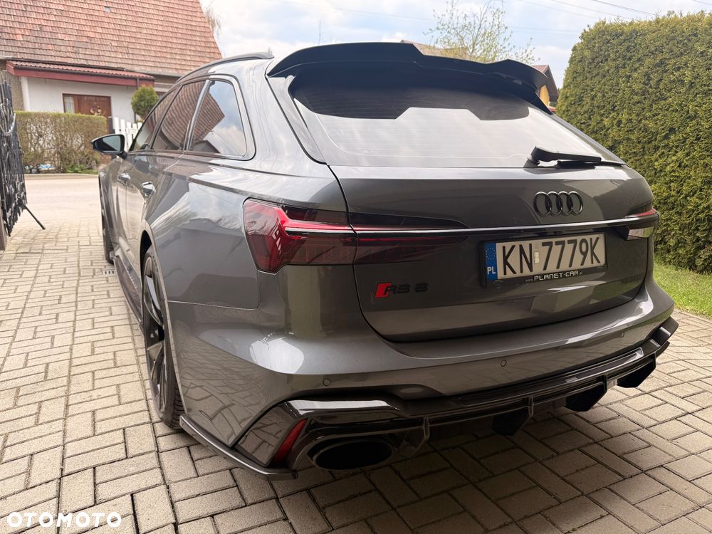 Audi RS6 Avant - 6