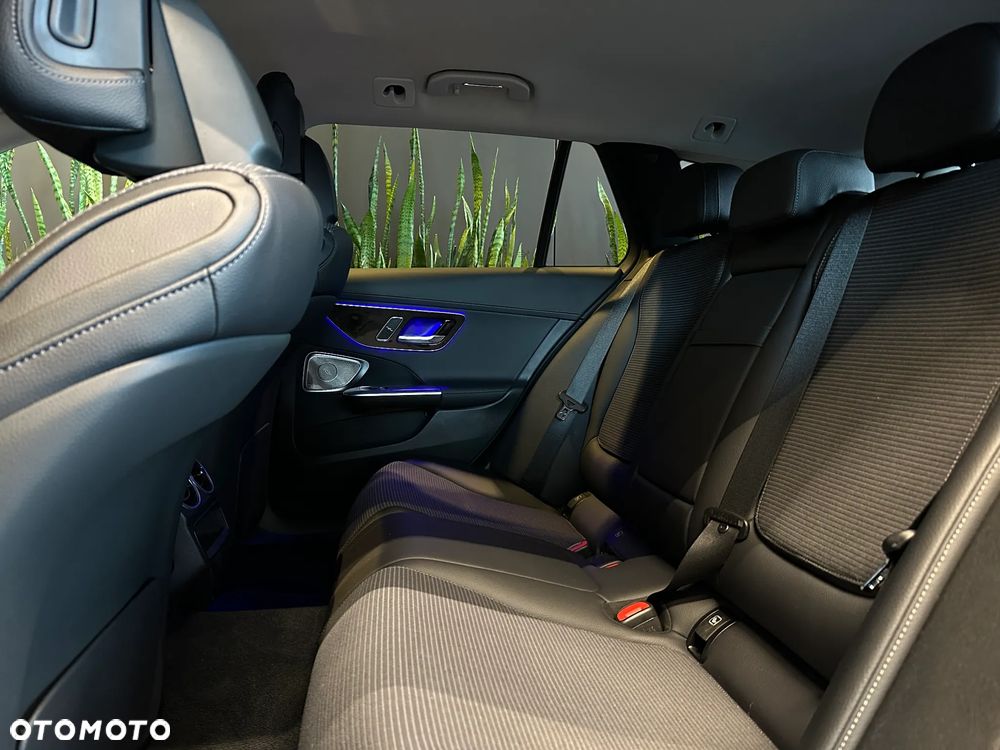 Mercedes-Benz Klasa C 200 4Matic All-Terrain 9G-TRONIC Avantgarde - 13