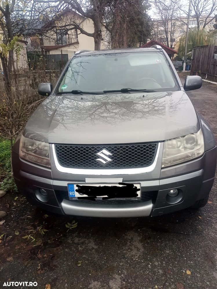 Suzuki Grand Vitara 1.9 DDiS Comfort DPF Family - 1