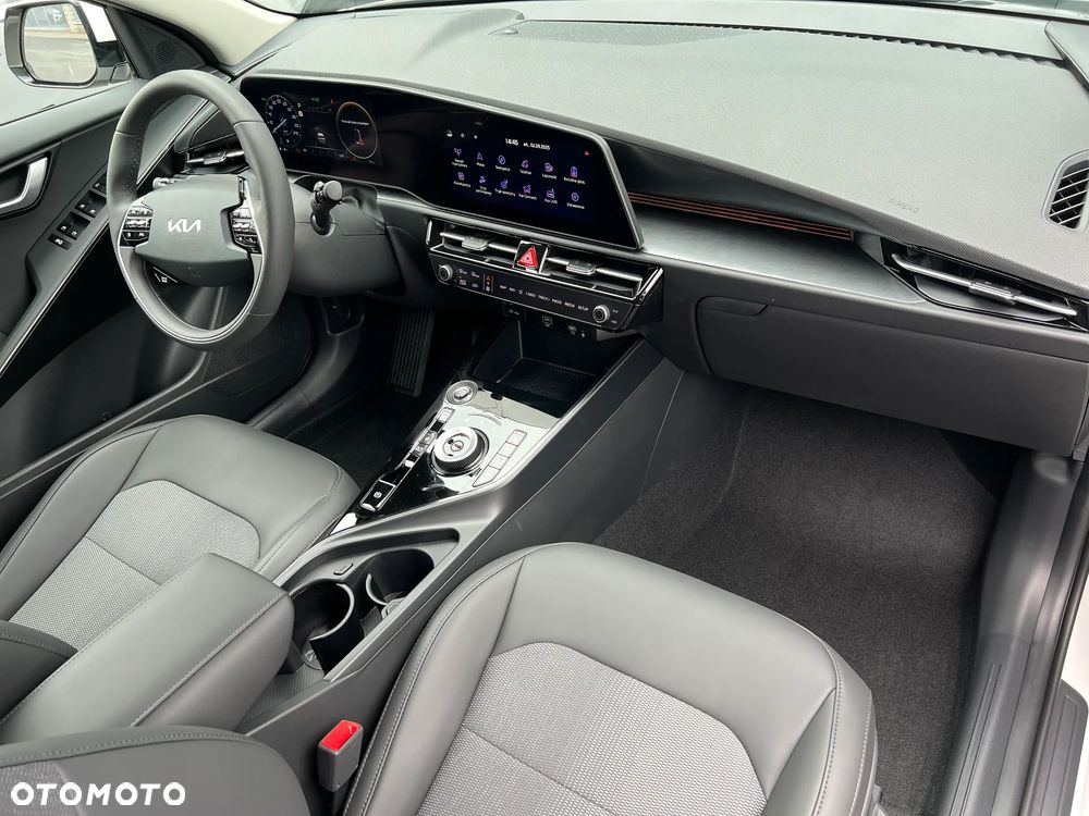 Kia Niro 1.6 GDI Hybrid Business Line - 34