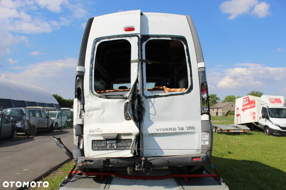 Opel Vivaro 1,9 DTI Kamper - 4