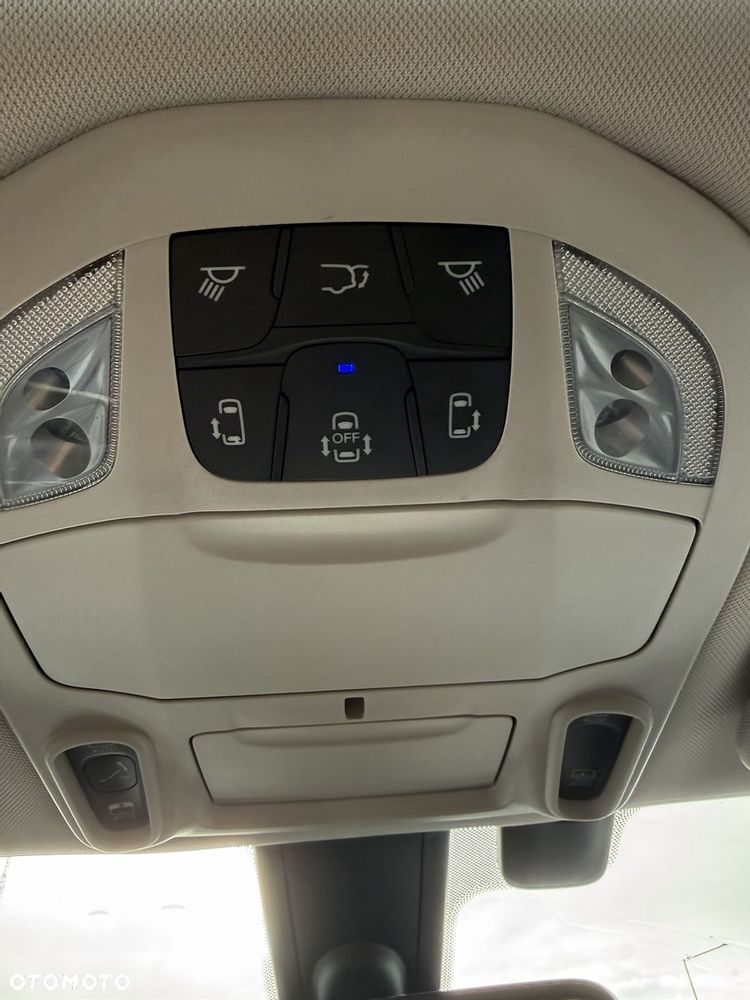 Chrysler Pacifica - 25