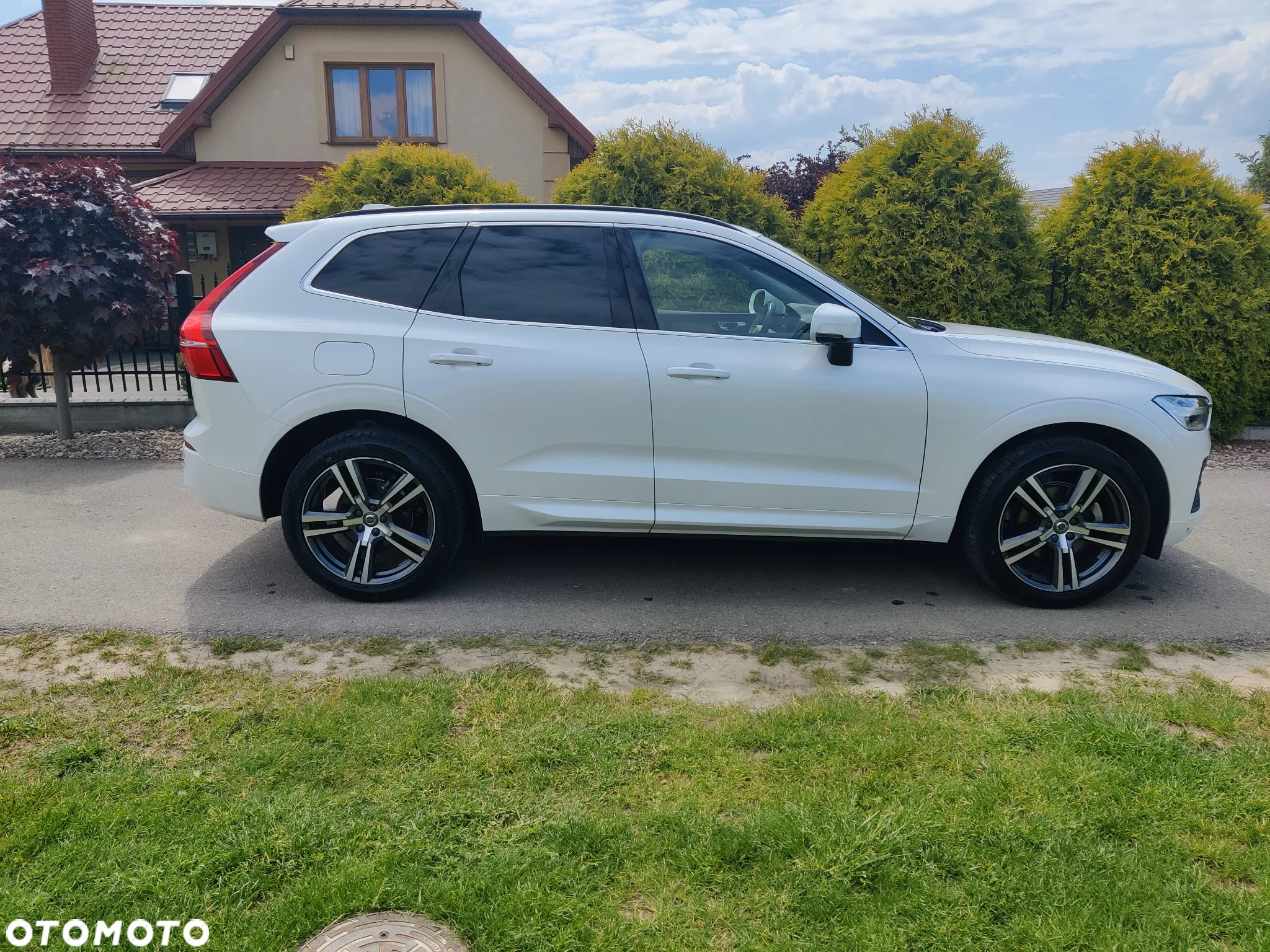 Volvo XC 60 B5 B AWD Momentum Pro - 5