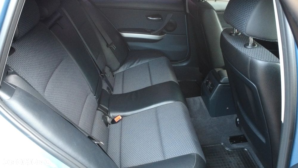 BMW Seria 3 - 10