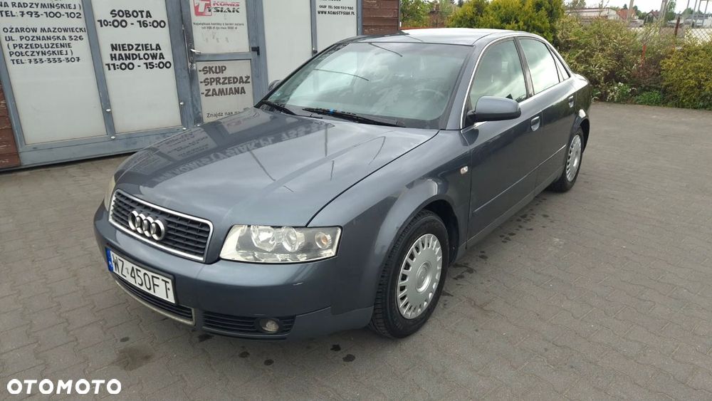 Audi A4 Limousine - 5
