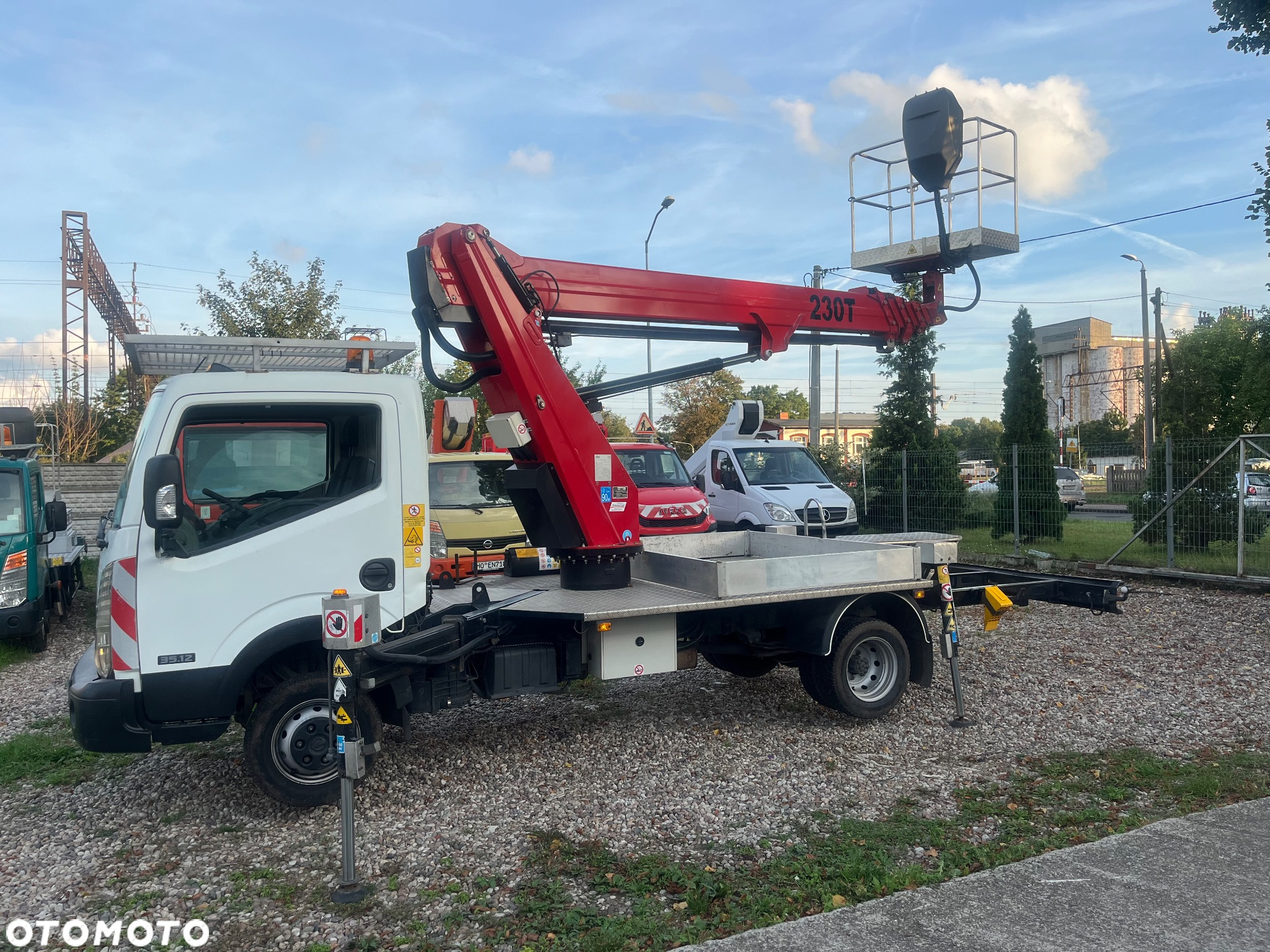 Nissan Podnośnik Koszowy Zwyżka GSR 230T 23 Metry 13 metrów w Bok!Super Stan! UDT! jak Wumag Ruthmann Multitel! Kosz 300KG - 16