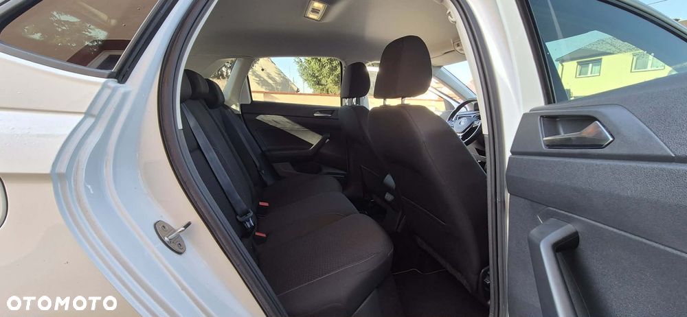Volkswagen Polo - 21