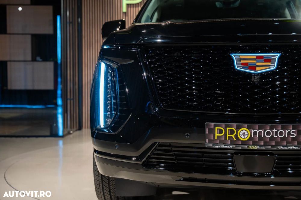 Cadillac Escalade - 8