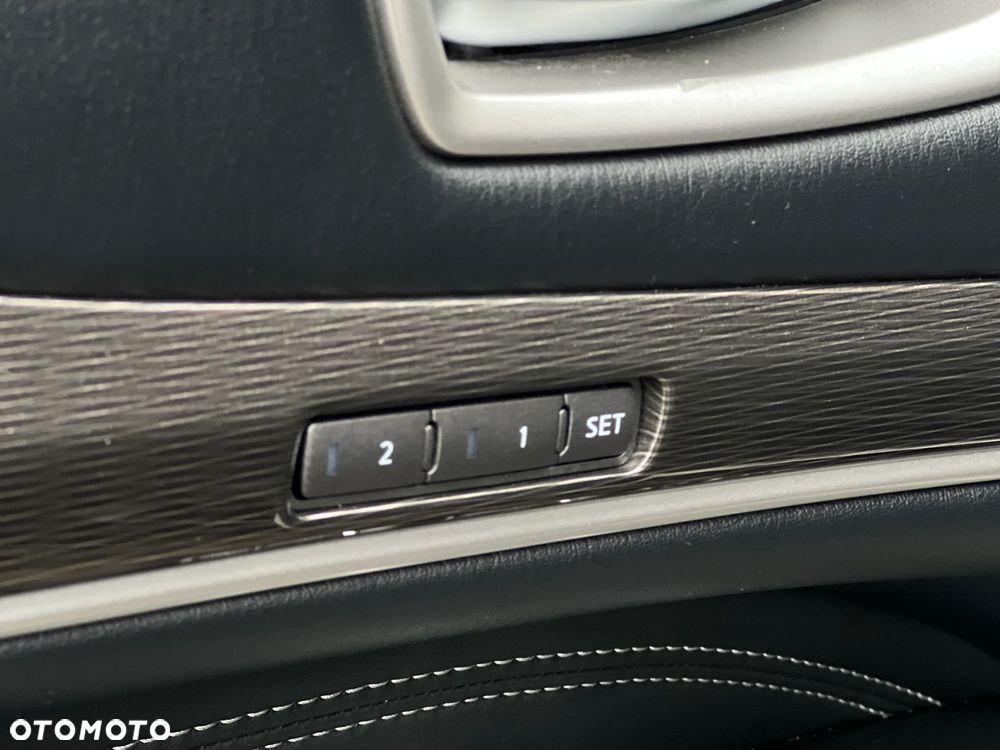 Infiniti Q60 S Premium - 18