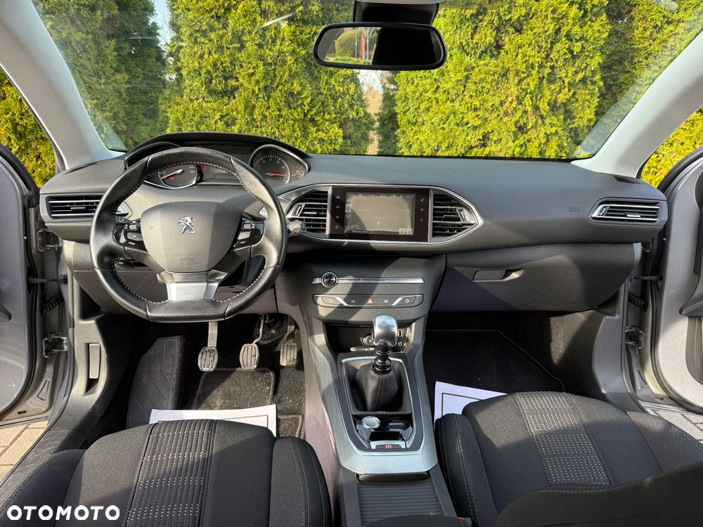 Peugeot 308 - 5