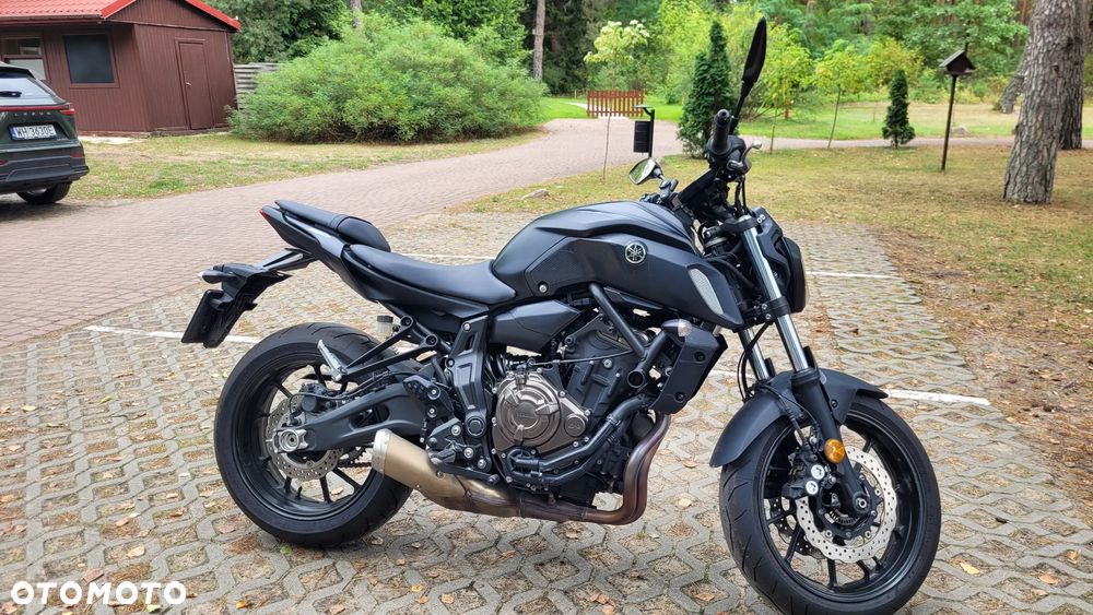 Yamaha MT - 2