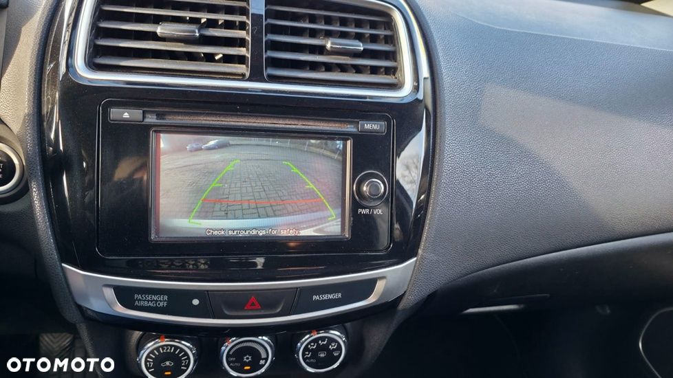 Mitsubishi ASX 1.8 DI-D 2WD Diamant Edition - 17