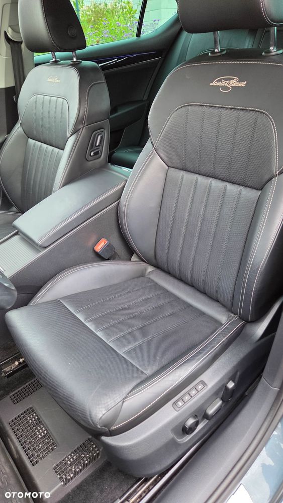 Skoda Superb 2.0 TDI SCR 4x4 L&K DSG - 17
