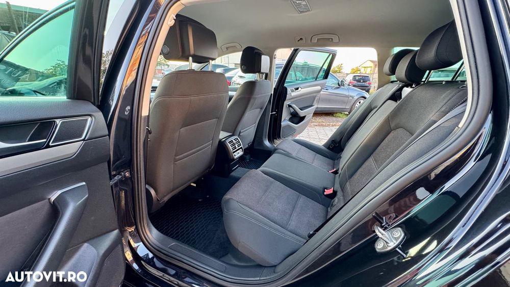 Volkswagen Passat 2.0 TDI DSG Comfortline - 7