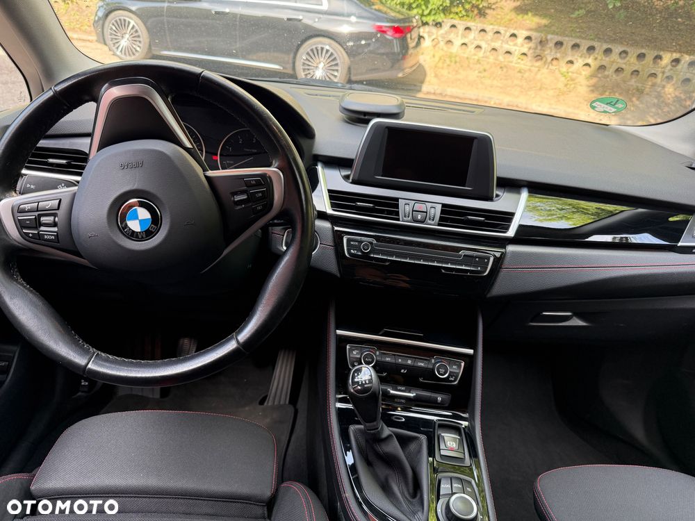 BMW Seria 2 220d Sport Line - 6