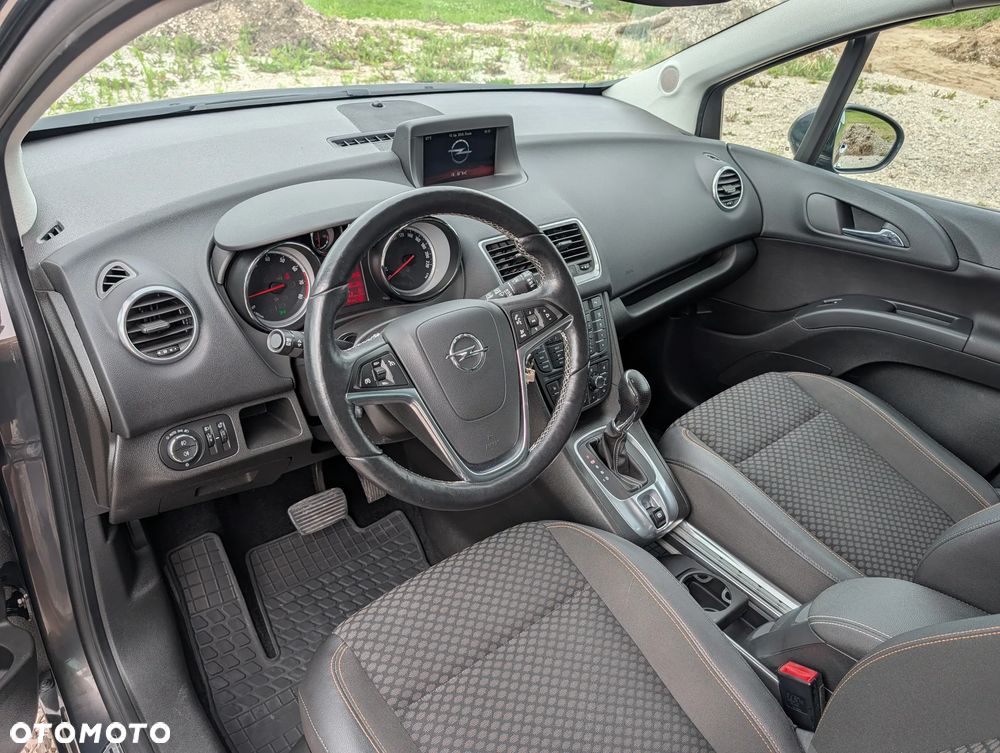 Opel Meriva 1.4 T Cosmo - 9