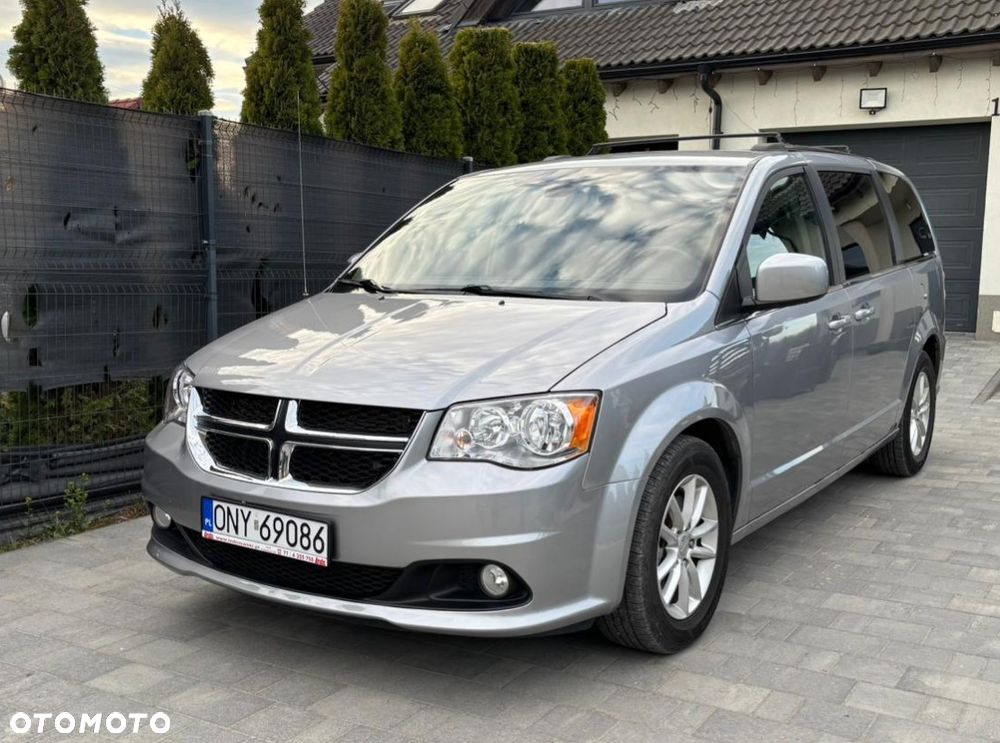 Dodge Grand Caravan 3.6 R/T - 1