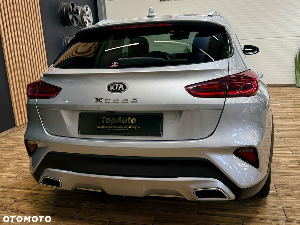 Kia XCeed 1.4 T-GDI L Business Line - 8