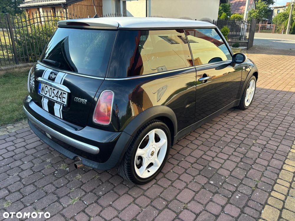 MINI Cooper Standard - 6